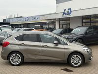 Gebraucht BMW 216 Active Tourer Luxury Line 116 PS (85 kW) 2015 Silber Van / Kleinbus
