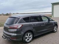 Gebraucht Ford S-MAX Titanium 179 PS (131 kW) 2016 Grau Van / Kleinbus