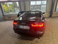 Gebraucht Audi A6 179 PS (131 kW) 2012 Schwarz Limousine