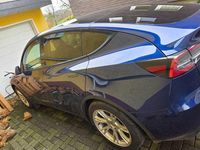 Gebraucht Tesla Model Y Standard Range 188 kW (256 PS) 2024 Blau SUV