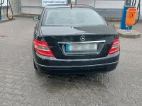 Gebraucht Mercedes C200 Avantgarde 136 PS (100 kW) 2010 Schwarz Limousine
