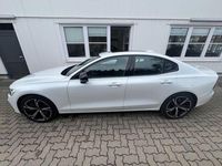 Gebraucht Volvo S60 Ultimate 250 PS (183 kW) 2023 Weiß Limousine