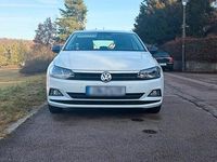 Gebraucht VW Polo Trendline 75 PS (55 kW) 2018 Weiß Kleinwagen