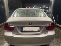 Gebraucht BMW 325 218 PS (160 kW) 2005 Limousine