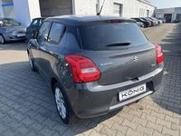 Gebraucht Suzuki Swift Comfort 83 PS (61 kW) 2023 Weiß Kleinwagen