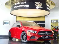 Gebraucht Mercedes A180 AMG 136 PS (100 kW) 2019 Kosmosschwarz metallic Limousine