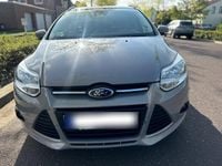 Usata Ford Focus 125 CV (91 kW) 2013 Grigio Station wagon