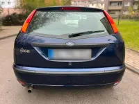Gebraucht Ford Focus 100 PS (73 kW) 2003 Blau Limousine