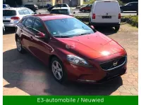 Gebraucht Volvo V40 120 PS (88 kW) 2014 Rot Limousine