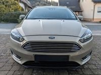Gebraucht Ford Focus Titanium 150 PS (110 kW) 2015 Grau Kombi
