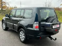 Gebraucht Mitsubishi Pajero 190 PS (139 kW) 2018 Grün SUV