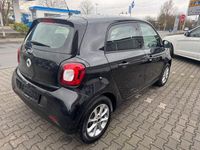 Gebraucht Smart ForFour 90 PS (66 kW) 2019 Schwarz Kleinwagen