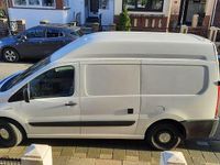Gebraucht Peugeot Expert 128 PS (94 kW) 2013 Weiß Van