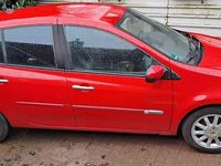Gebraucht Renault Clio II Luxe 100 PS (73 kW) 2009 Rot Limousine