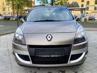 Gebraucht Renault Scénic III Bose Edition 131 PS (96 kW) 2011 Braun Van / Kleinbus