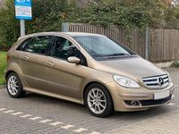 Gebraucht Mercedes B180 109 PS (80 kW) 2005 Gold Van / Kleinbus