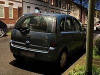 Second-hand Opel Astra 105 CP (77 kW) 2009 Andere farben Hatchback