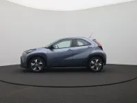 Neu Toyota Aygo X X-pure 116 PS (85 kW) 2026 Celestite grey metallic SUV