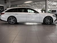 Gebraucht Mercedes E220 AMG 197 PS (144 kW) 2024 Weiß Limousine