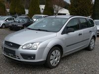 Gebraucht Ford Focus Trend 101 PS (74 kW) 2005 Silber Kombi