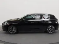 Neu Peugeot 308 Allure 145 PS (106 kW) 2025 Schwarz Limousine