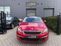 Gebraucht Peugeot 308 110 PS (80 kW) 2017 Rot Limousine