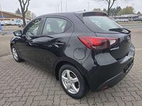 Używany Mazda 2 Prime-Line 75 KM (55 kW) 2017 Czarny Hatchback