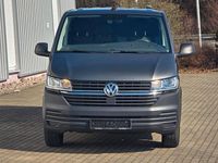 Gebraucht VW Transporter 150 PS (110 kW) 2023 Grau Van