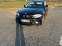 Gebraucht BMW 116 122 PS (89 kW) 2012 Schwarz Kleinwagen