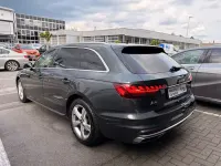 Gebraucht Audi A4 Advanced 163 PS (119 kW) 2023 Grau Kombi