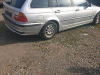 Gebraucht BMW 320 150 PS (110 kW) 1999 Silber Kombi