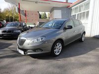 Usata Lancia Delta 190 CV (139 kW) 2008 Grigio Utilitaria