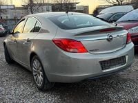 Gebraucht Opel Insignia Edition 131 PS (96 kW) 2009 Gold Limousine