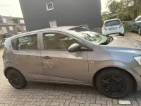 Gebraucht Chevrolet Aveo 70 PS (51 kW) 2013 Grau Kleinwagen