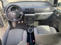 Usata VW Fox Style 75 CV (55 kW) 2010 Oro Utilitaria
