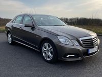 Gebraucht Mercedes E250 Avantgarde 204 PS (150 kW) 2009 Grau Limousine