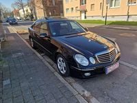 Second-hand Mercedes E220 170 CP (125 kW) 2007 Negru Berlinǎ