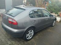 Second-hand Seat Leon 75 CP (55 kW) 2004 Gri Hatchback