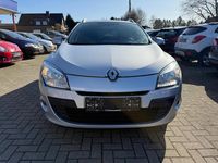 Gebraucht Renault Mégane GrandTour 106 PS (77 kW) 2011 Silber Kombi
