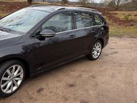 Gebraucht VW Golf VII Highline 150 PS (110 kW) 2019 Schwarz Kombi