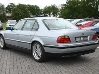 Gebraucht BMW 728 193 PS (141 kW) 1996 Silber Limousine