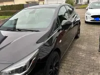 Używany Opel Astra 150 KM (110 kW) 2017 Czarny Sedan/Limuzyna