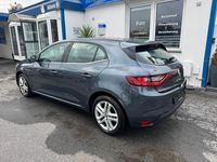 Gebraucht Renault Mégane IV Experience 101 PS (74 kW) 2016 Grau Limousine