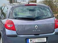 Gebraucht Renault Clio II Dynamique 111 PS (81 kW) 2007 Limousine