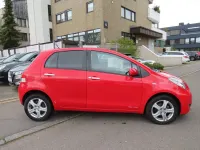 Gebraucht Toyota Yaris Edition 99 PS (72 kW) 2011 Rot Kleinwagen