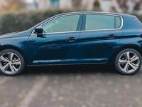 Gebraucht Peugeot 308 Allure 131 PS (96 kW) 2018 Blau Limousine