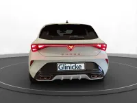 Neu Cupra Leon VZ 272 PS (200 kW) 2025 "nevada" weiss Limousine
