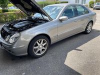 Gebraucht Mercedes E350 Elegance 272 PS (200 kW) 2005 Silber Limousine