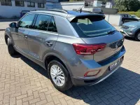 Gebraucht VW T-Roc Life 116 PS (85 kW) 2023 Grau SUV