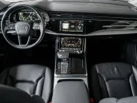 Gebraucht Audi Q8 Basis 381 PS (280 kW) 2021 Grau SUV